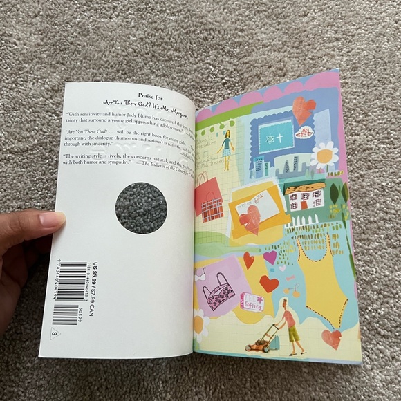 Are you there god? It’s me Margaret. By Judy Blume - Picture 4 of 6